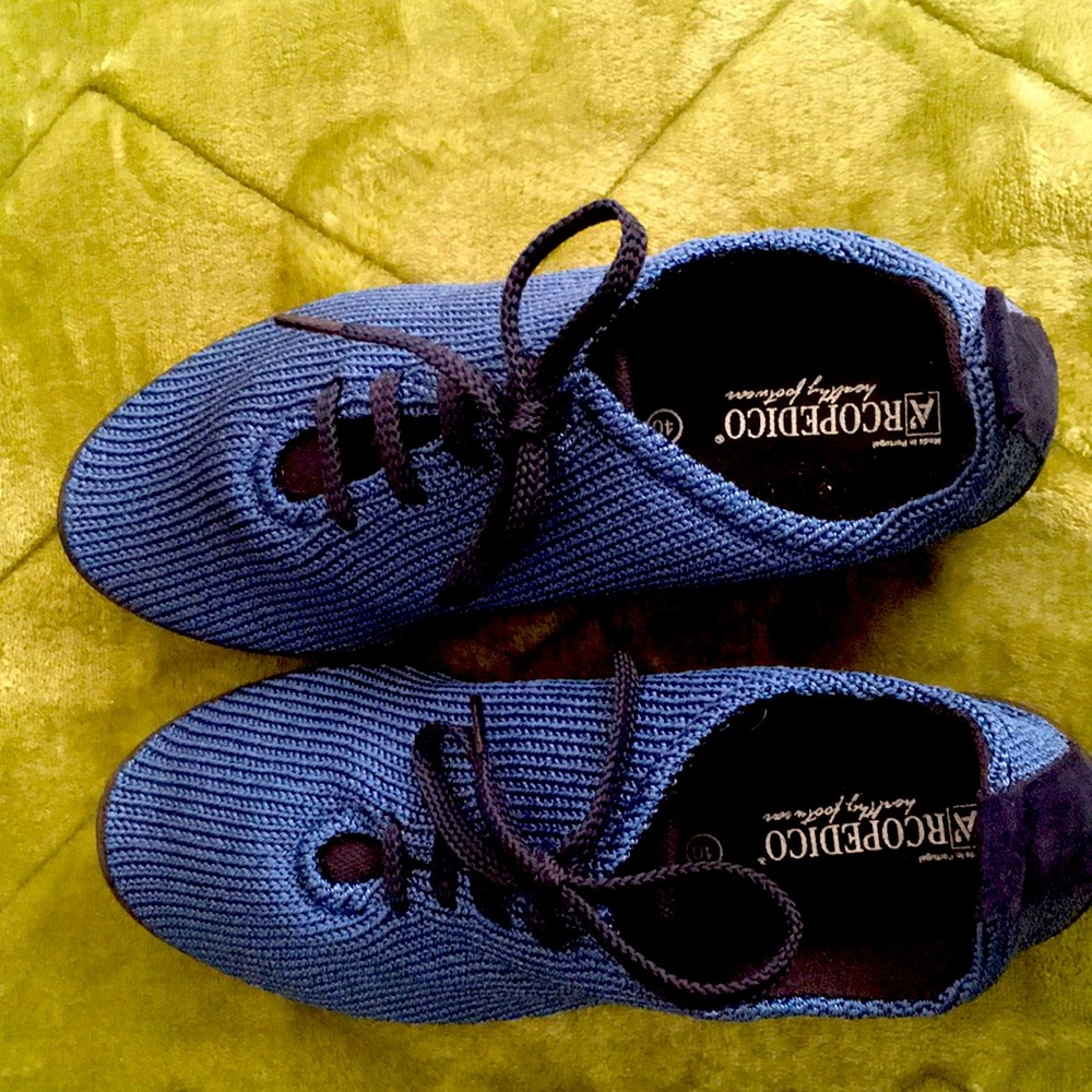 Brand New Arcopedico LA knit Lace Up Shoe size 40
